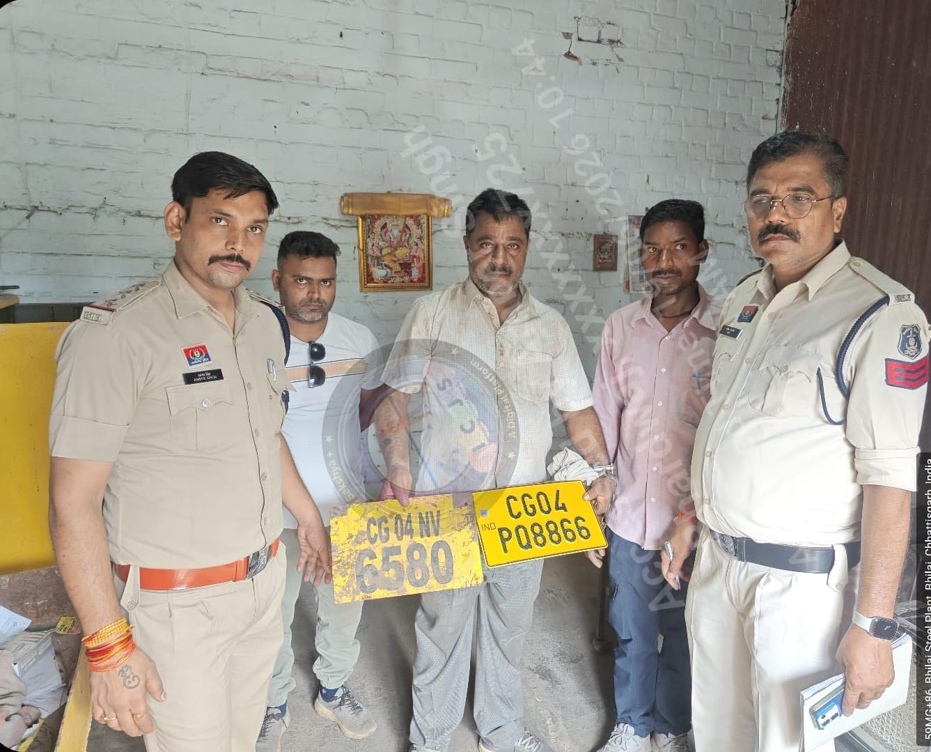 बीएसपी स्क्रैप चोरी कांड: मास्टरमाइंड समेत 3 आरोपी जेल दाखिल, 50 लाख के जेवर और 3 करोड़ की संपत्ति के दस्तावेज जब्त बीएसपी स्क्रैप चोरी कांड: मास्टरमाइंड समेत 3 आरोपी जेल दाखिल, 50 लाख के जेवर और 3 करोड़ की संपत्ति के दस्तावेज जब्त