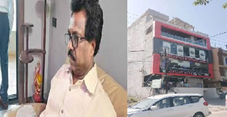 धन कुबेर निकला जॉइंट डायरेक्टर, 3 ठिकानों पर लोकायुक्त की दबिश, आय से 300 गुना अधिक संपत्ति का खुलासा धन कुबेर निकला जॉइंट डायरेक्टर, 3 ठिकानों पर लोकायुक्त की दबिश, आय से 300 गुना अधिक संपत्ति का खुलासा